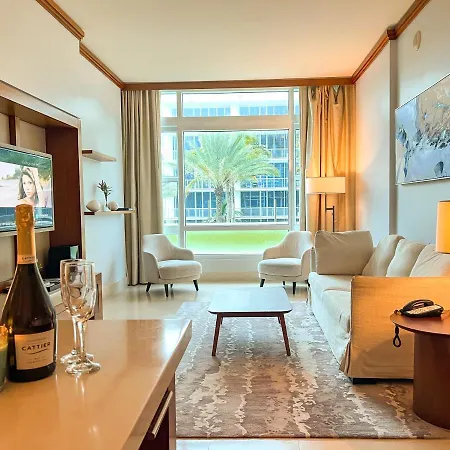 Carillon Miami Beach Private Luxury Suites